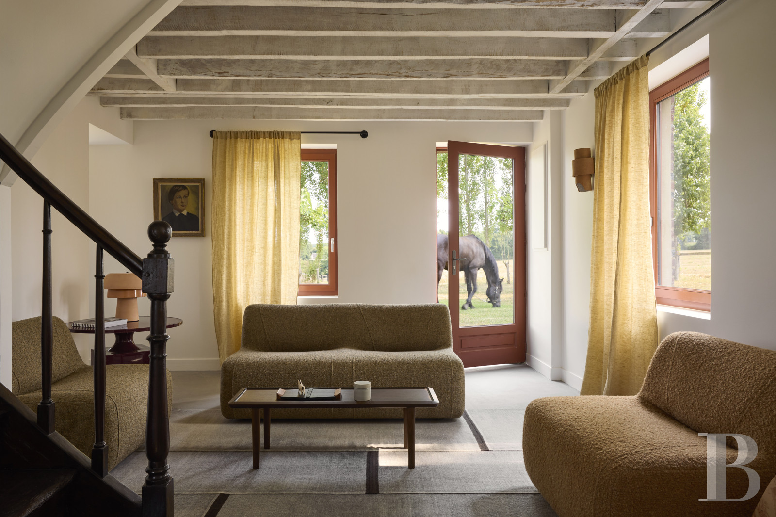 En Pays d’Auge, non loin de Lisieux, une ancienne ferme du 19e siècle transformée en paradis équestre - photo  n°5